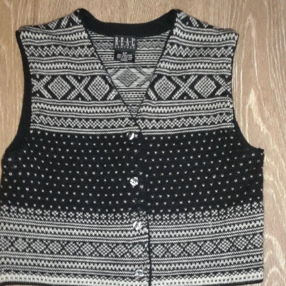 Wool Vest - Picture 1 of 6